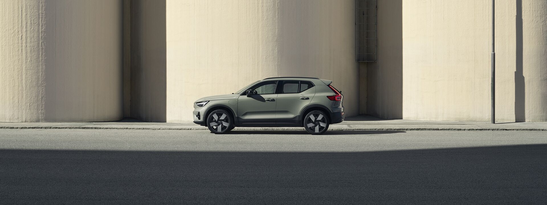 VOLVO XC40 Plug-in Hybrid Gebrauchtwagen ANDAMO Holding GmbH & Co. KG      