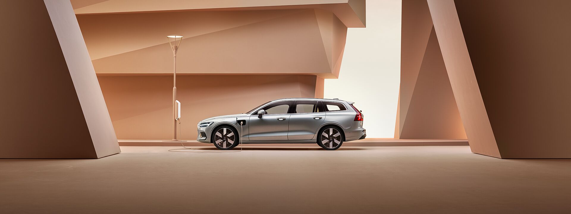 VOLVO V60 Hybrid ANDAMO Holding GmbH & Co. KG