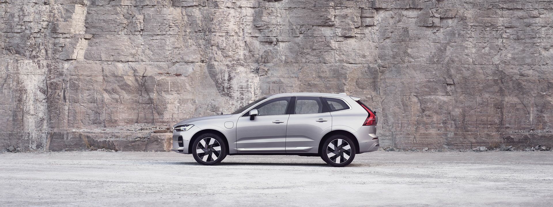 VOLVO XC60 Hybrid ANDAMO Holding GmbH & Co. KG