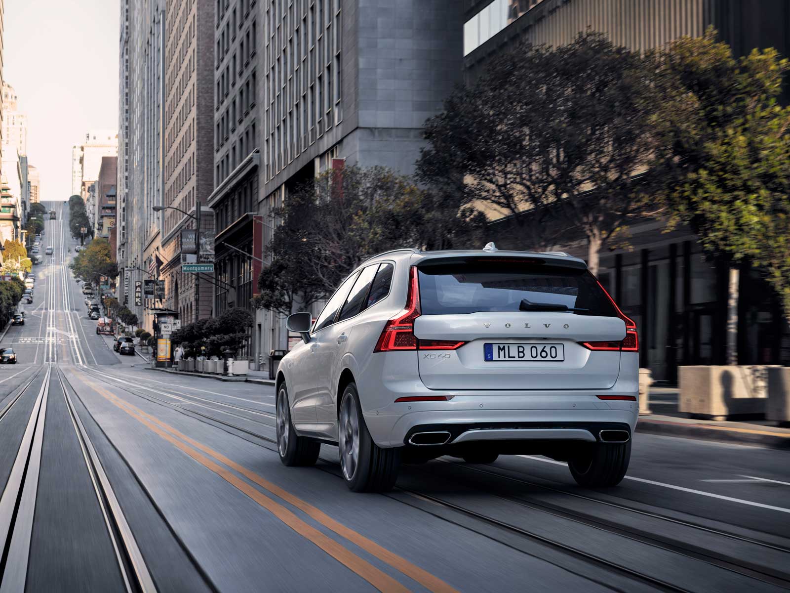 VOLVO XC60 ANDAMO Holding GmbH & Co. KG      