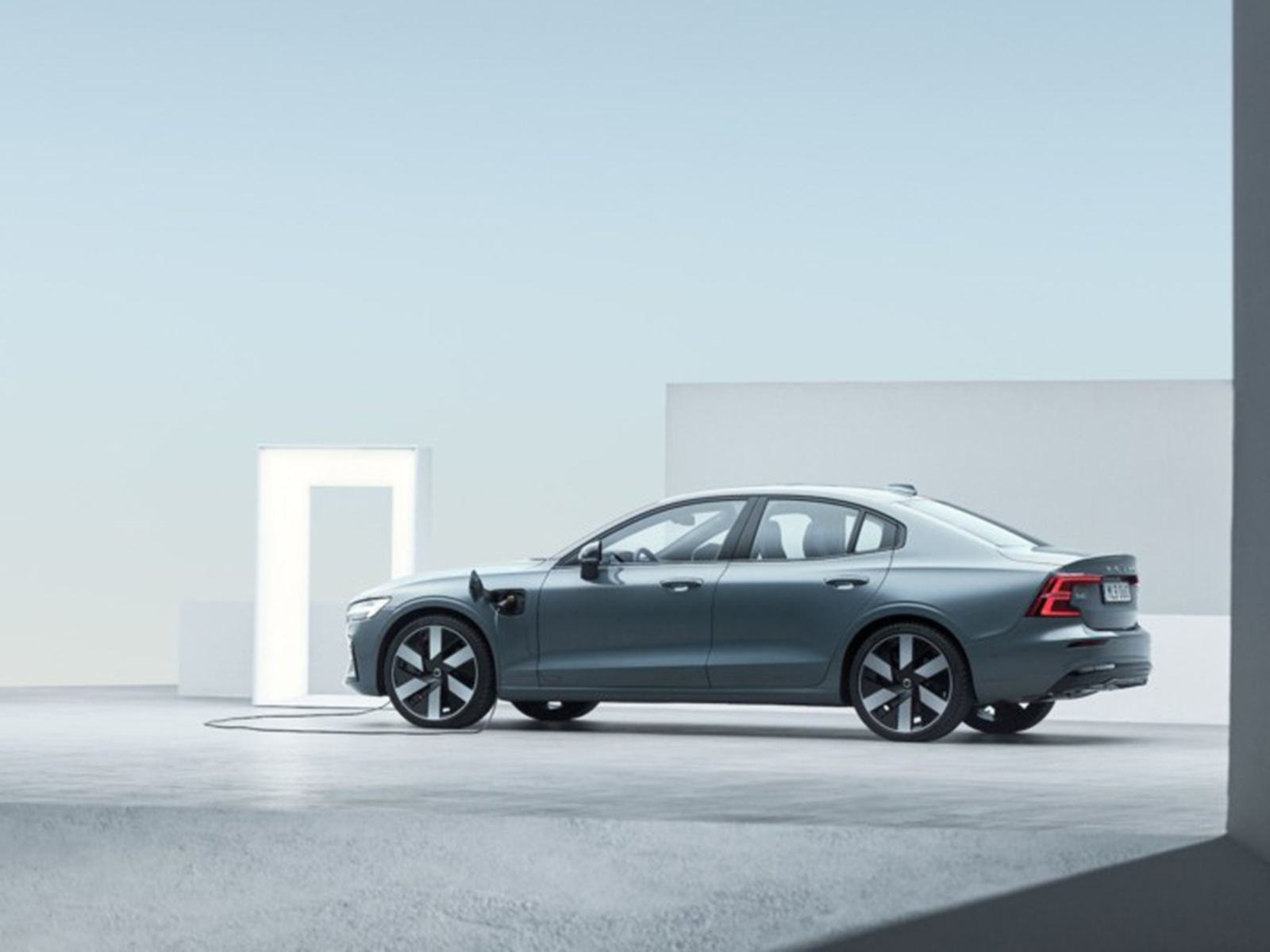 VOLVO S60 Hybrid ANDAMO Holding GmbH & Co. KG