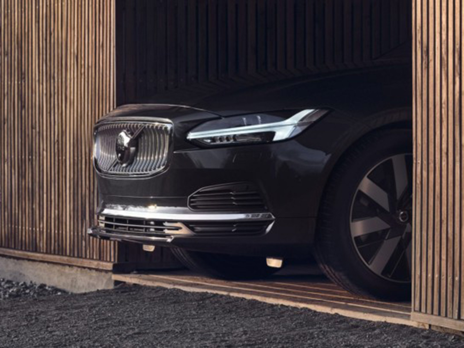 VOLVO V90 Hybrid ANDAMO Holding GmbH & Co. KG