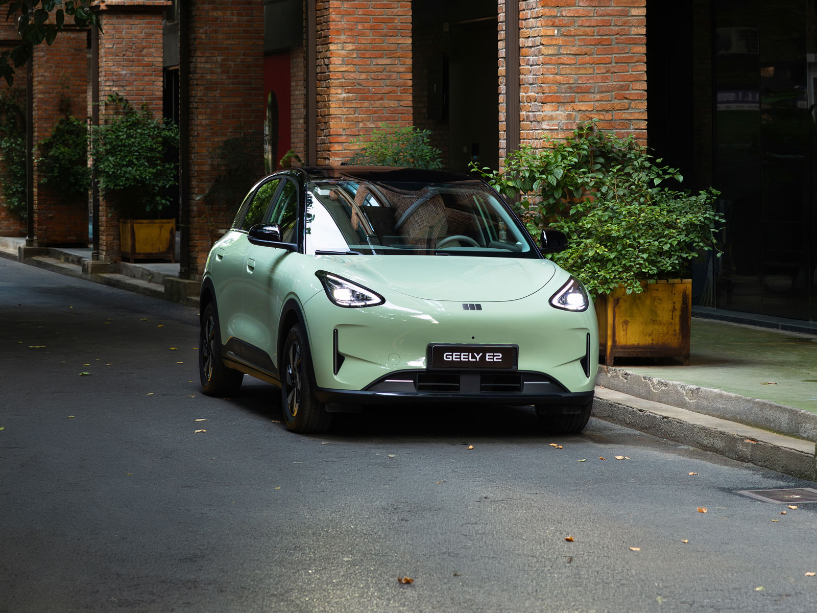 GEELY Leasing-Angebote nach Modell ANDAMO Holding GmbH & Co. KG