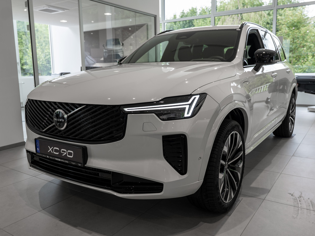 Neu- & Gebrauchtwagen ANDAMO Holding GmbH & Co. KG      